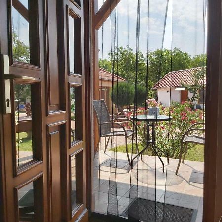 Apartmán Bornemisza Kuria Tiszabecs Exteriér fotografie